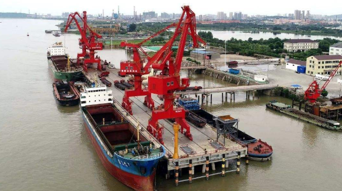 德阳概述露天料场港口封闭问题的实行方法